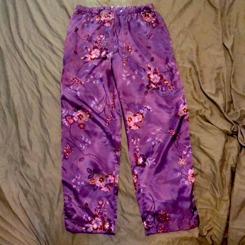 Purple satin pajama pants size: M